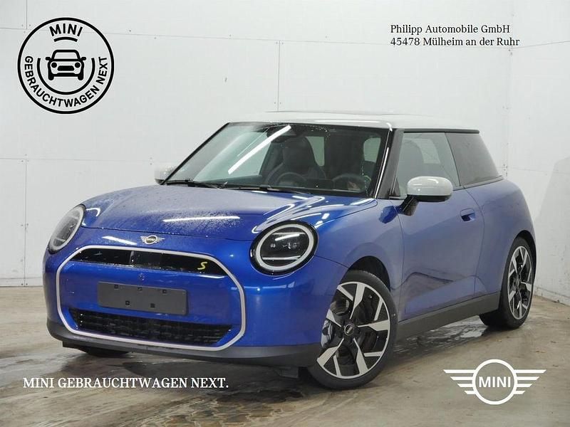 Blazing blue Gebraucht 2024 Mini Cooper SE Kleinwagen | 33.680 € (Etwas zu teuer) - Bild 1/4