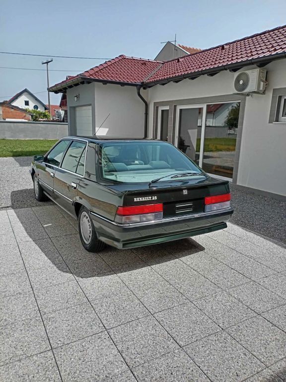 Gebraucht Renault R25 117 PS (86 kW) 1992 Grün Kleinwagen