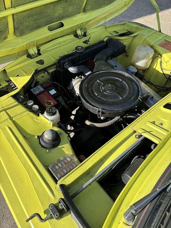 Gebraucht BMW 2002 90 PS (66 kW) 1974 Gelb Limousine