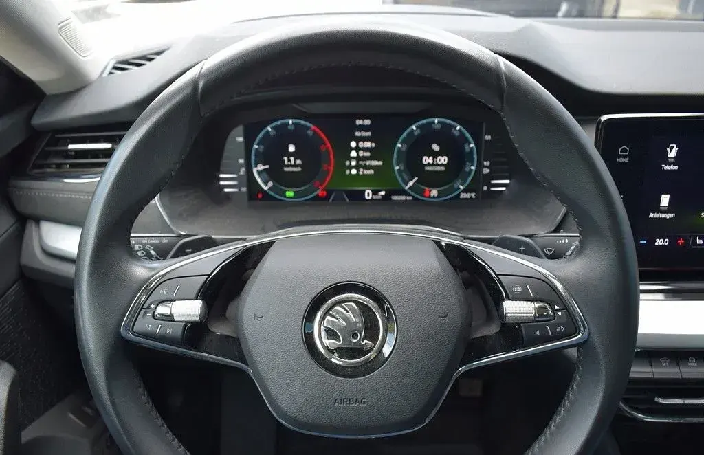 Gebraucht Skoda Octavia Style 150 PS (110 kW) 2023 Grau Kombi