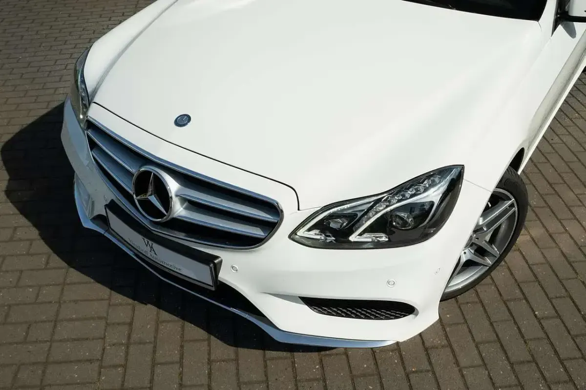 Gebraucht Mercedes E500 AMG 408 PS (300 kW) 2013 Weiß Limousine