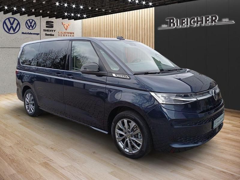 Gebraucht VW Multivan Life 150 PS (110 kW) 2023 Blau Van