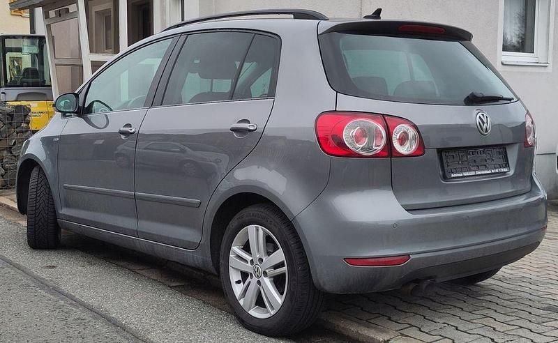 Gebraucht VW Golf Plus Cross Match 122 PS (89 kW) 2012 Grau Van / Kleinbus