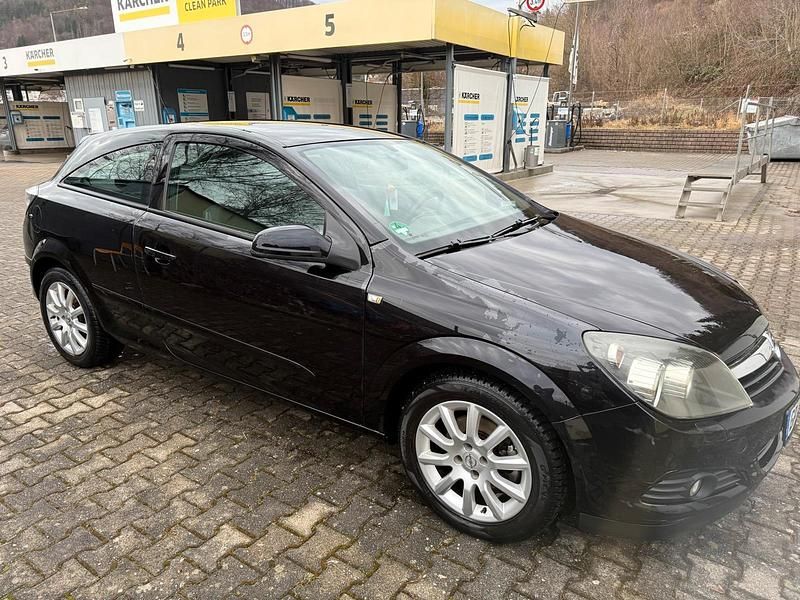 Gebraucht Opel Astra GTC 105 PS (77 kW) 2006 Schwarz Coupé