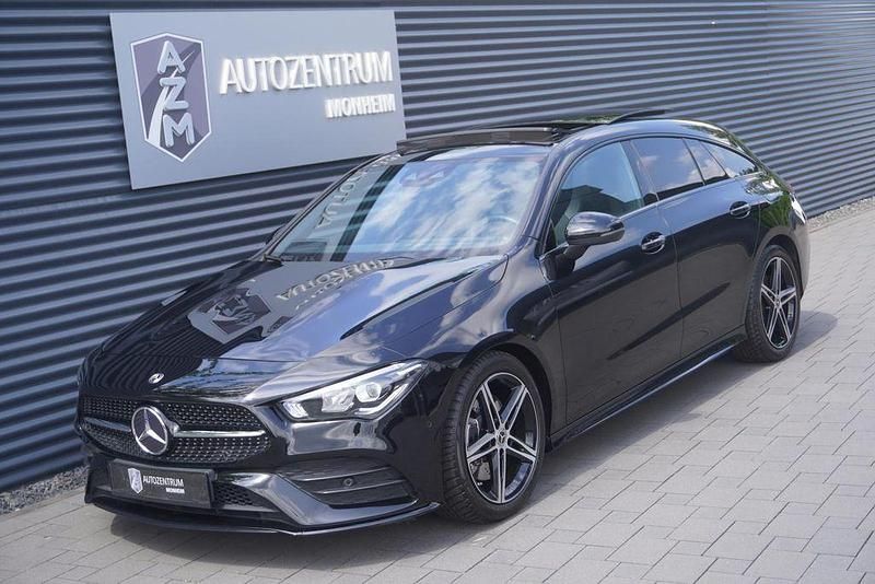 Gebraucht Mercedes CLA220 Shooting Brake AMG line 190 PS (139 kW) 2020 Nachtschwarz  unilack Kombi