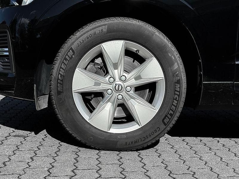 Gebraucht Volvo XC60 Core 197 PS (144 kW) 2023 Schwarz SUV