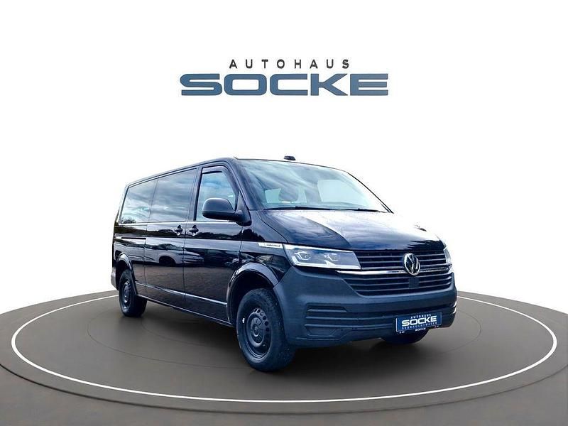 Gebraucht VW Caravelle 110 PS (80 kW) 2021 Deep black perleffekt Van / Kleinbus