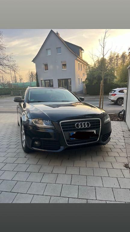 Gebraucht Audi A4 Ambition 120 PS (88 kW) 2011 Schwarz Kombi