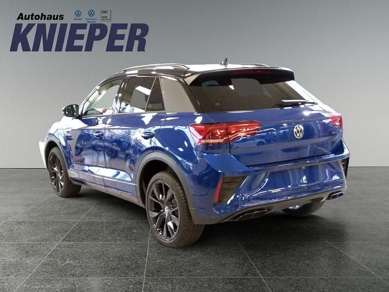 Neu VW T-Roc R-line 150 PS (110 kW) 2025 Lapiz blue metallic SUV