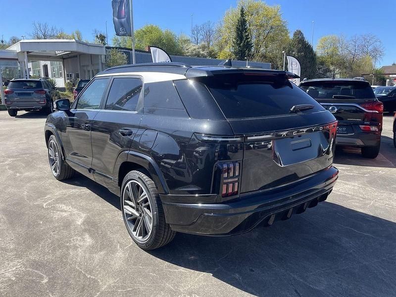 Neu SsangYong Actyon 150 PS (110 kW) 2026 Space black Limousine