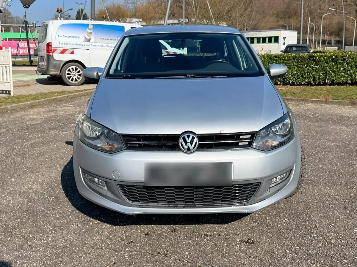 Usata VW Polo 69 CV (50 kW) 2010 Argento Utilitaria