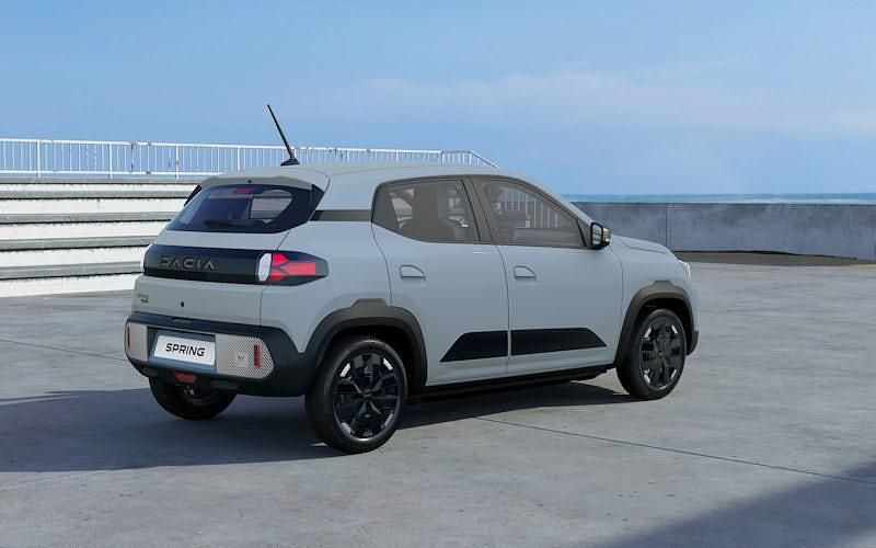 Neu Dacia Spring Extreme 75 kW (102 PS) 2026 Grau Kleinwagen