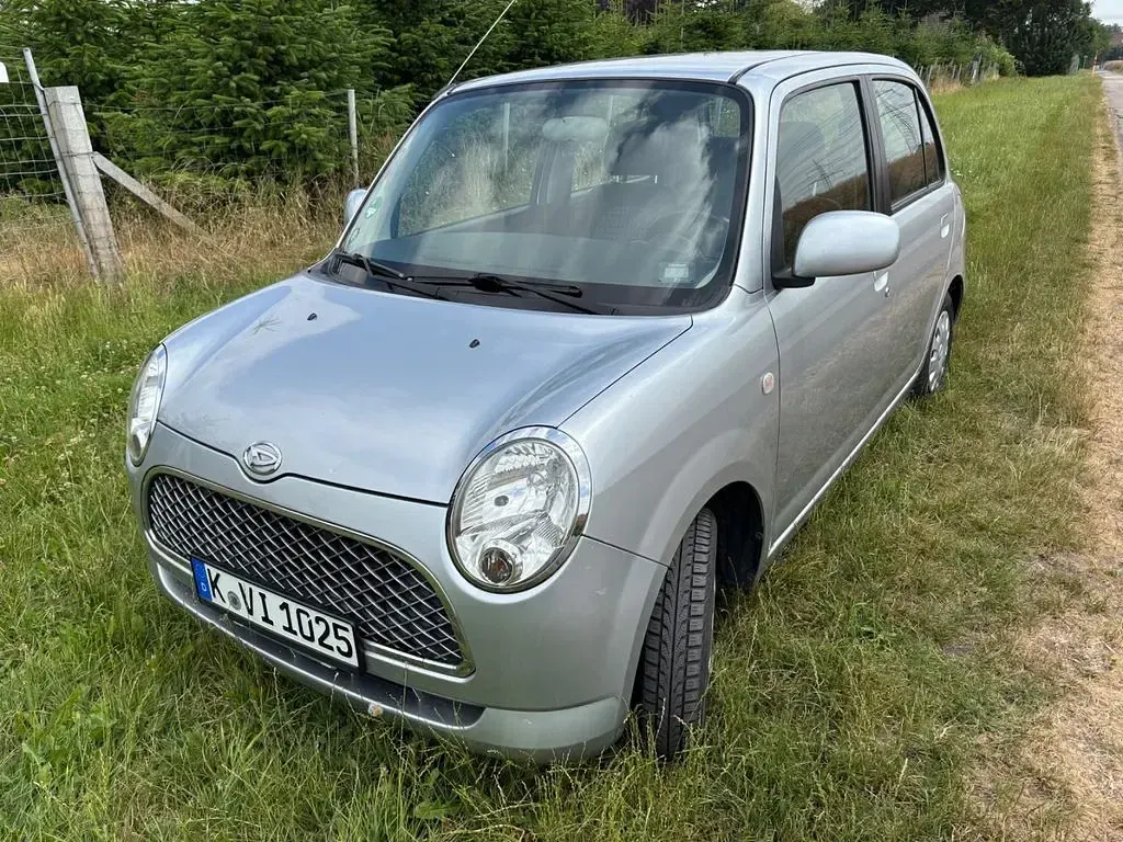 Gebraucht Daihatsu Trevis 58 PS (42 kW) 2007 Silber Kleinwagen