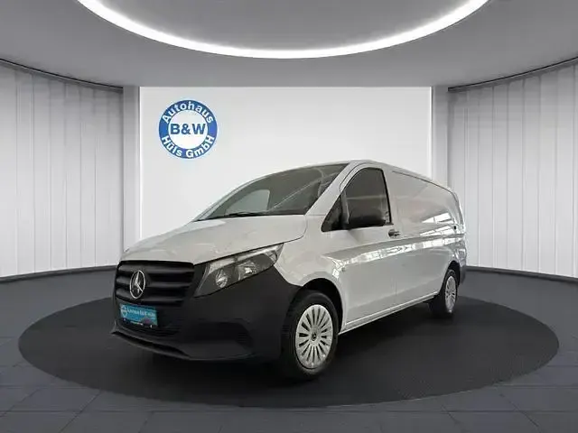 Gebraucht Mercedes Vito 163 PS (119 kW) 2024 Weiß Van