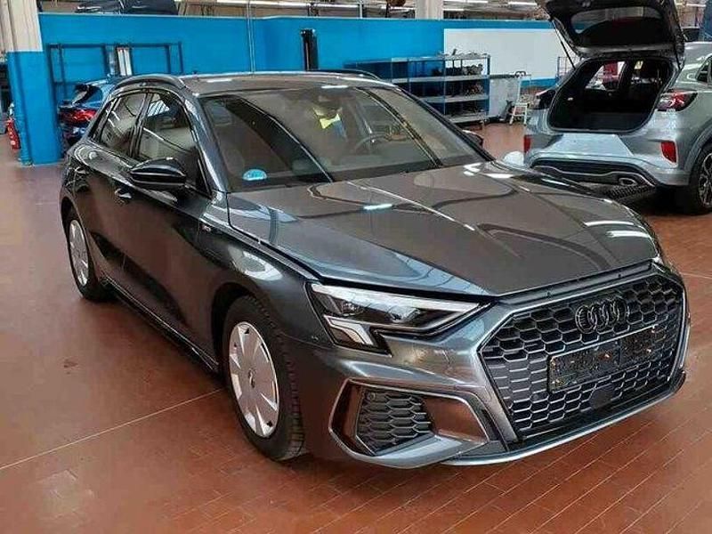Gebraucht Audi A3 S-Line 204 PS (150 kW) 2022 Andere Limousine