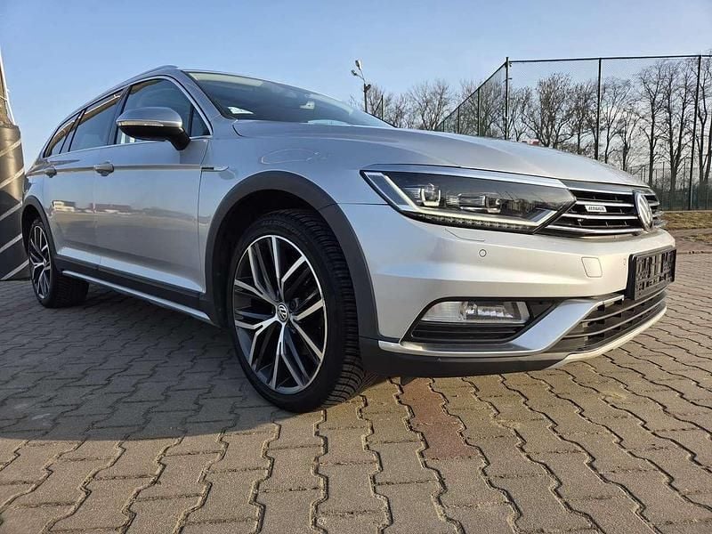 Gebraucht VW Passat Alltrack 220 PS (161 kW) 2017 Silber Kombi