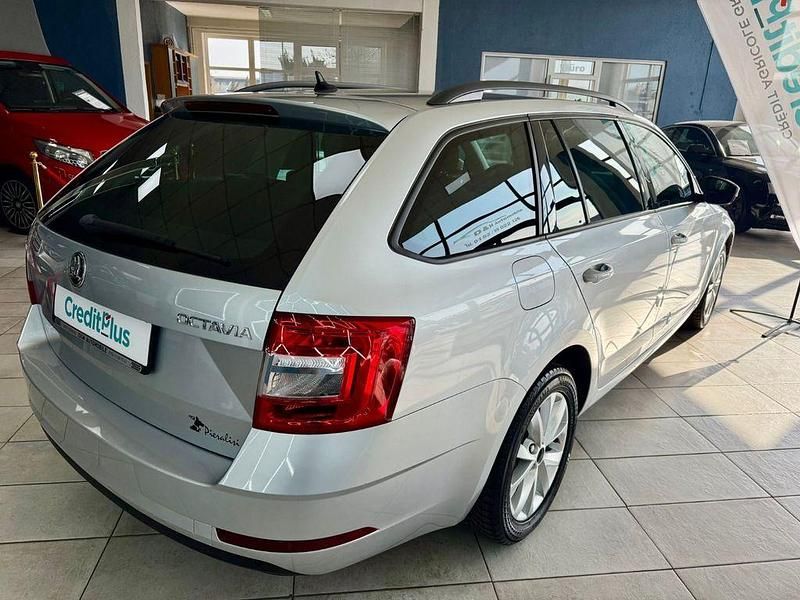 Gebraucht Skoda Octavia Ambition 150 PS (110 kW) 2020 Silber Kombi