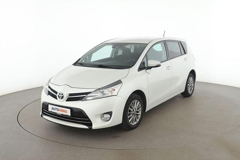 Weiß Gebraucht 2016 Toyota Verso Edition-S Van / Kleinbus | 14.380 € (Fairer Preis) - Bild 1/3