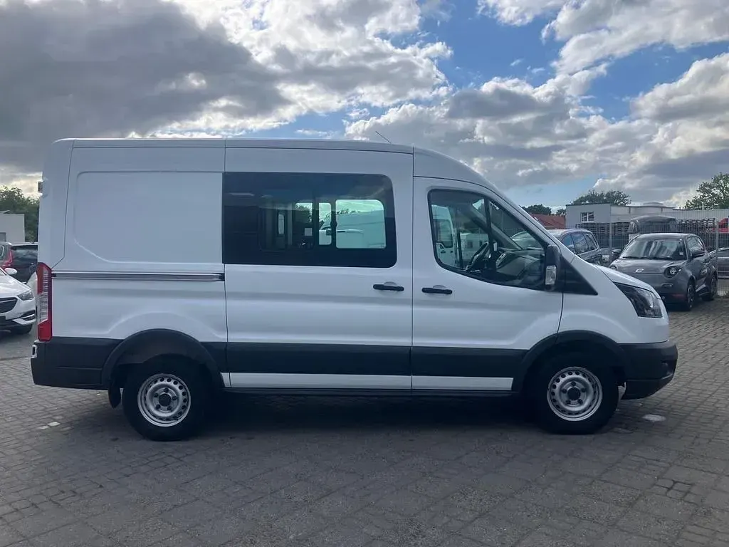 Gebraucht Ford Transit 131 PS (96 kW) 2019 Weiß Van / Kleinbus