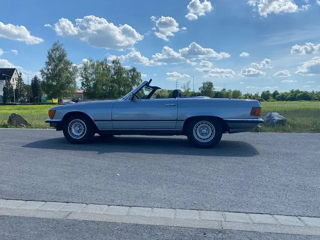 Gebraucht Mercedes SL500 231 PS (169 kW) 1983 Blau Cabrio