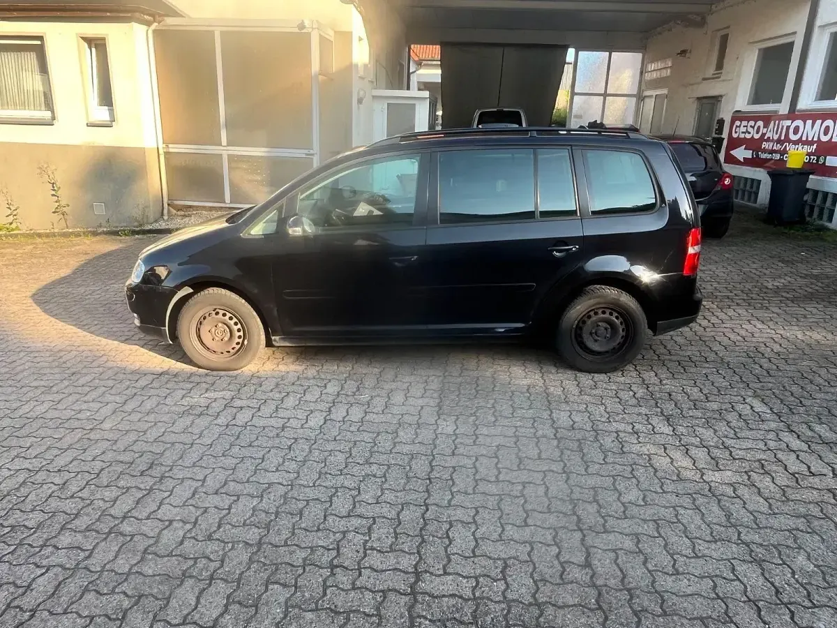 Gebraucht VW Touran Goal 105 PS (77 kW) 2006 Schwarz Van / Kleinbus