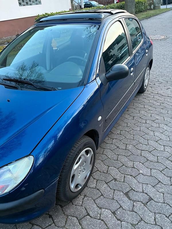 Gebraucht Peugeot 206 75 PS (55 kW) 2002 Blau Kleinwagen