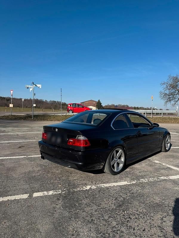 Gebraucht BMW 320 150 PS (110 kW) 1999 Schwarz Coupé
