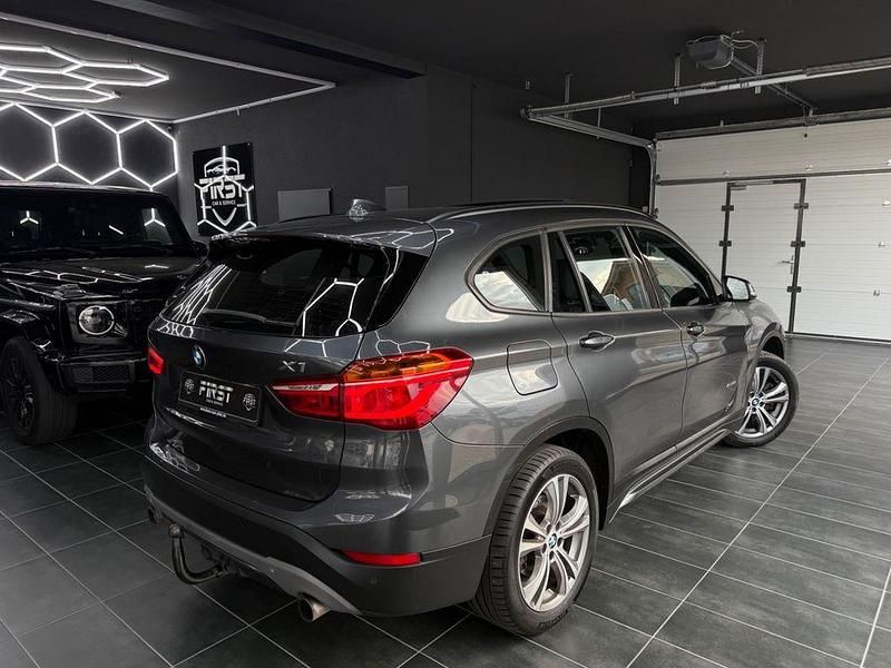 Gebraucht BMW X1 Sport Line 192 PS (141 kW) 2017 Grau SUV