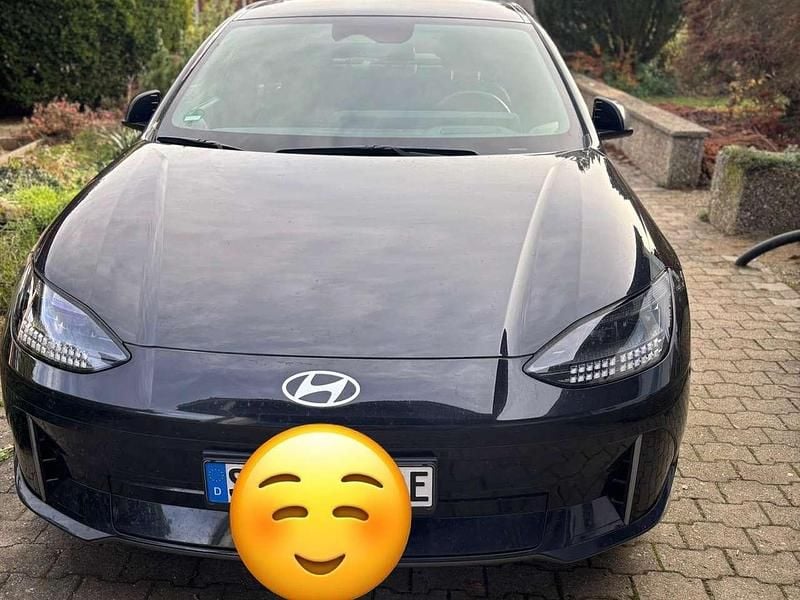Blau Gebraucht 2023 Hyundai Ioniq 6 Limousine | 30.799 € (Superpreis) - Bild 1/4