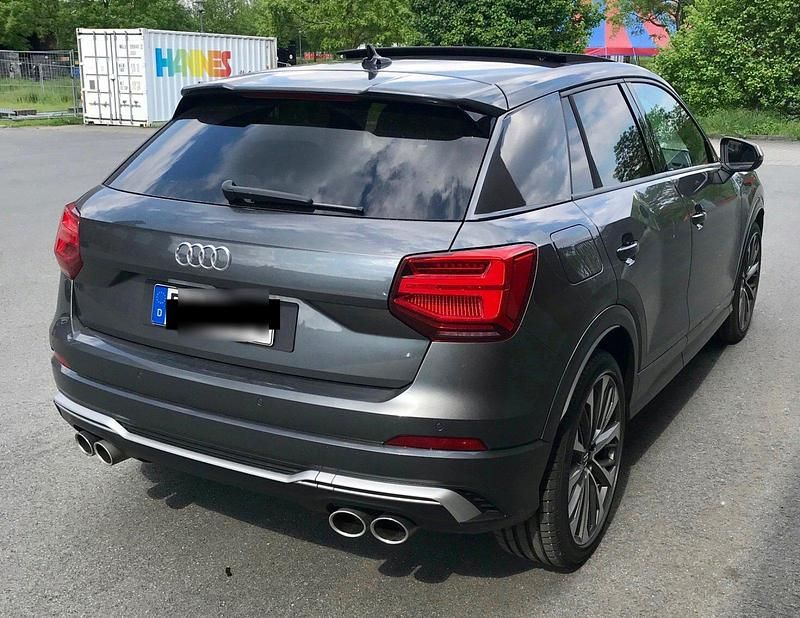 Gebraucht Audi SQ2 Sport 300 PS (220 kW) 2019 Andere farben SUV