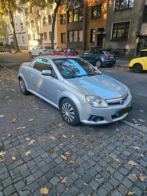 Silber Gebraucht 2005 Opel Tigra Cabrio | 950 € (Guter Preis) - Bild 1/4