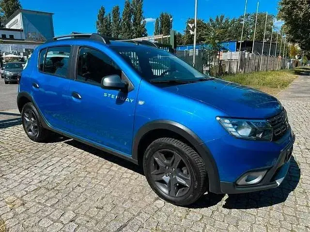 Gebraucht Dacia Sandero Celebration 90 PS (66 kW) 2017 Blau Kleinwagen