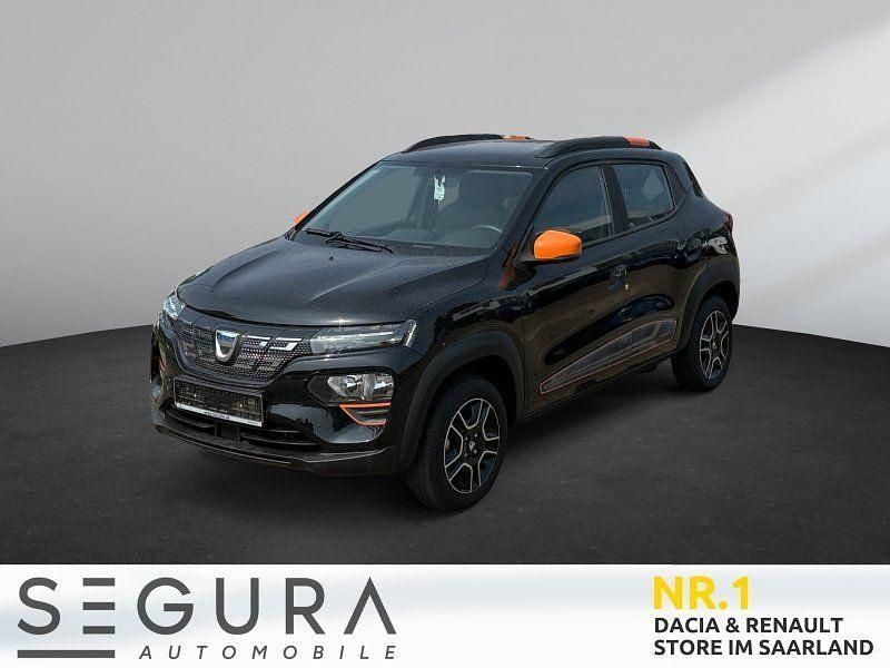 Astralschwarz Gebraucht 2022 Dacia Spring Essentiel Kleinwagen | 12.975 € (Etwas zu teuer) - Bild 1/4