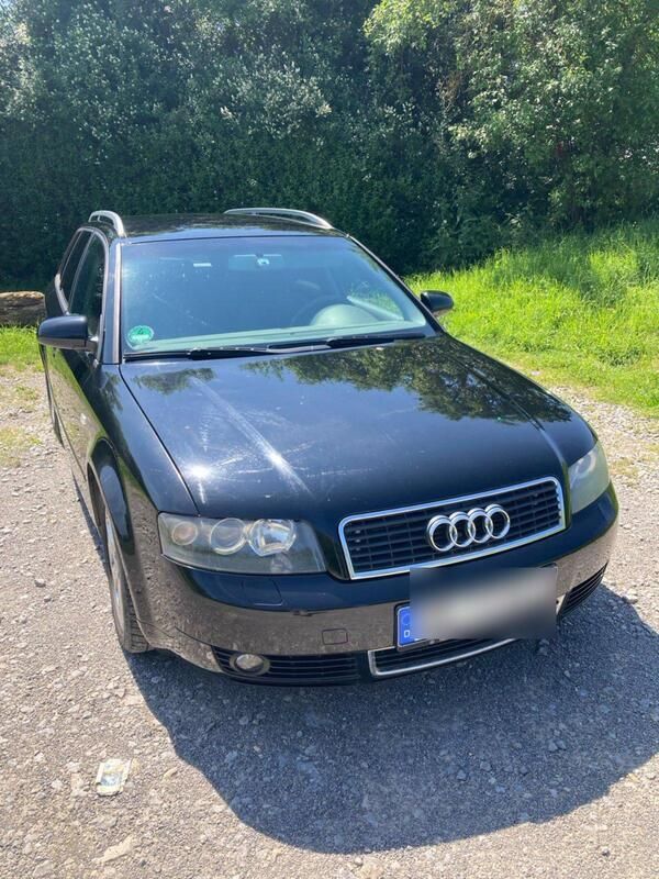 Schwarz Gebraucht 2004 Audi A4 Kombi | 699 € (Superpreis) - Bild 1/4