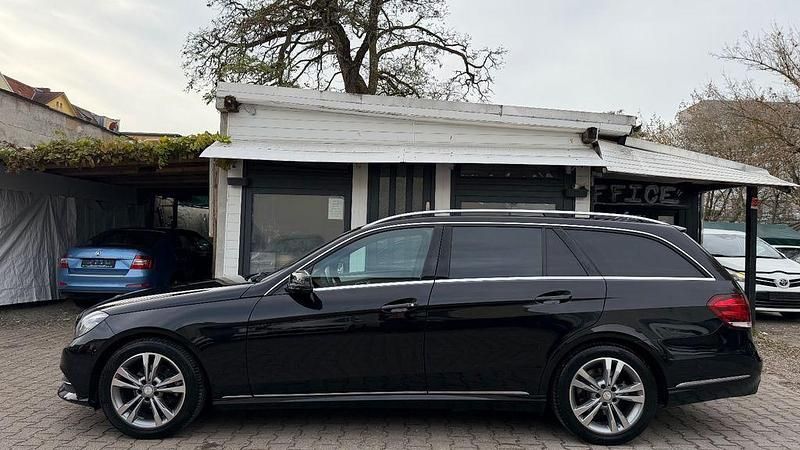 Gebraucht Mercedes E200 136 PS (100 kW) 2014 Schwarz Kombi