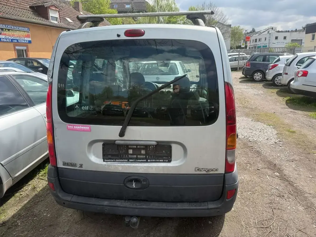 Usata Renault Kangoo 82 CV (60 kW) 2003 Grigio Monovolume