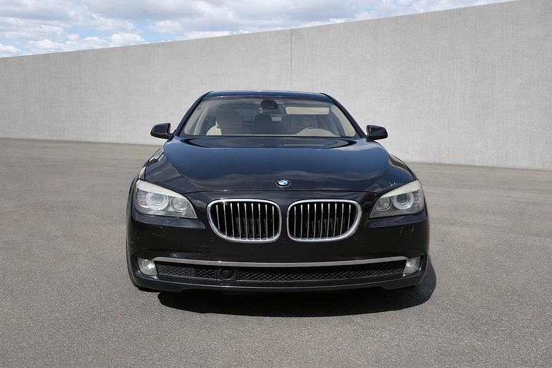 Gebraucht BMW 730 245 PS (180 kW) 2009 Schwarz Limousine