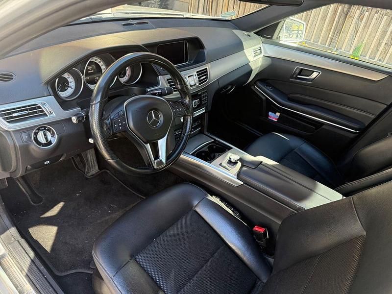 Gebraucht Mercedes E250 204 PS (150 kW) 2014 Iridiumsilber  metalliclack Limousine