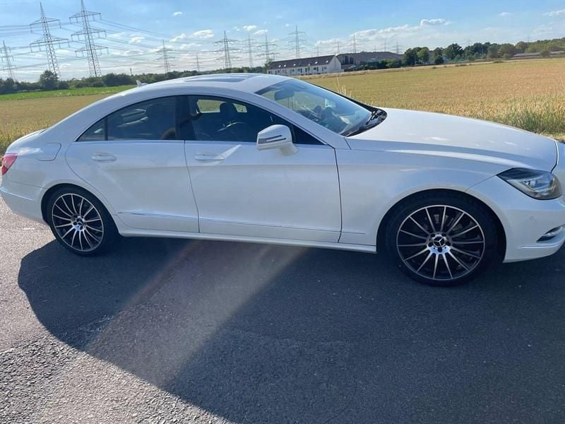 Gebraucht Mercedes CLS350 265 PS (194 kW) 2012 Weiß Coupé