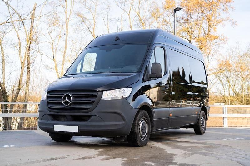 Schwarz Gebraucht 2020 Mercedes Sprinter Van | 21.000 € (Superpreis) - Bild 1/4