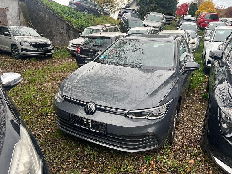 Grau Gebraucht 2022 VW Golf VIII Life Kombi | 20.500 € (Superpreis) - Bild 1/4