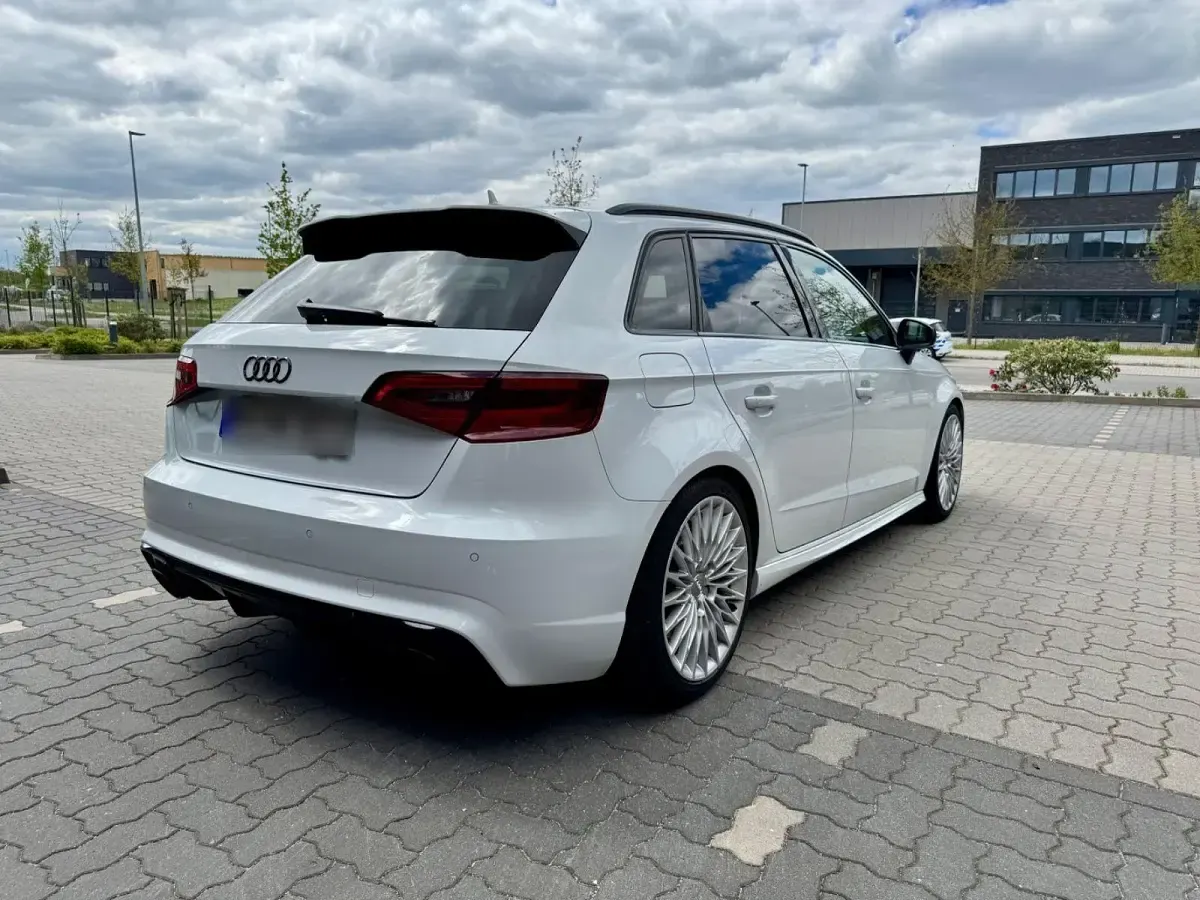 Gebraucht Audi S3 Sport 300 PS (220 kW) 2014 Weiß Limousine