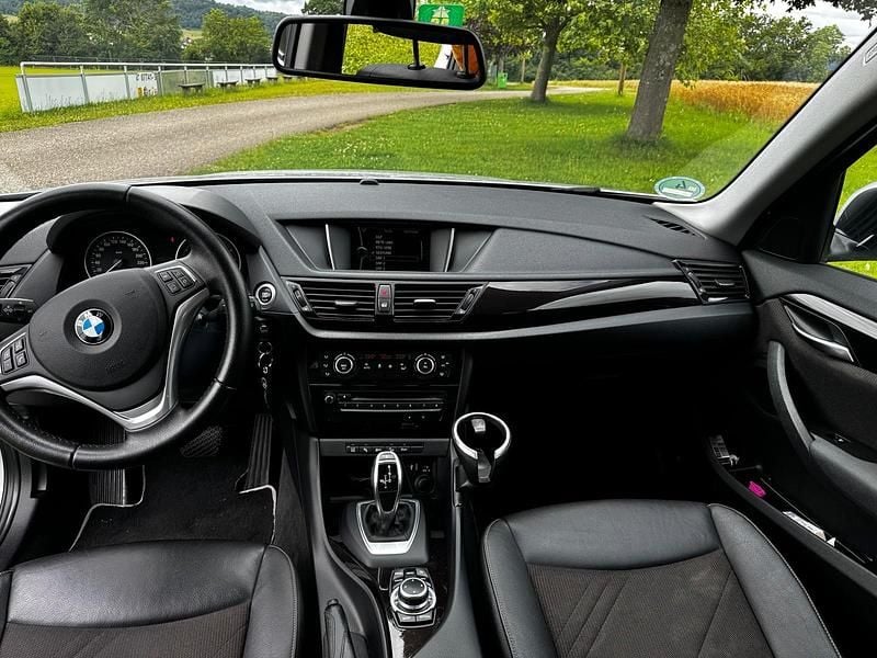 Gebraucht BMW X1 184 PS (135 kW) 2013 Silber SUV