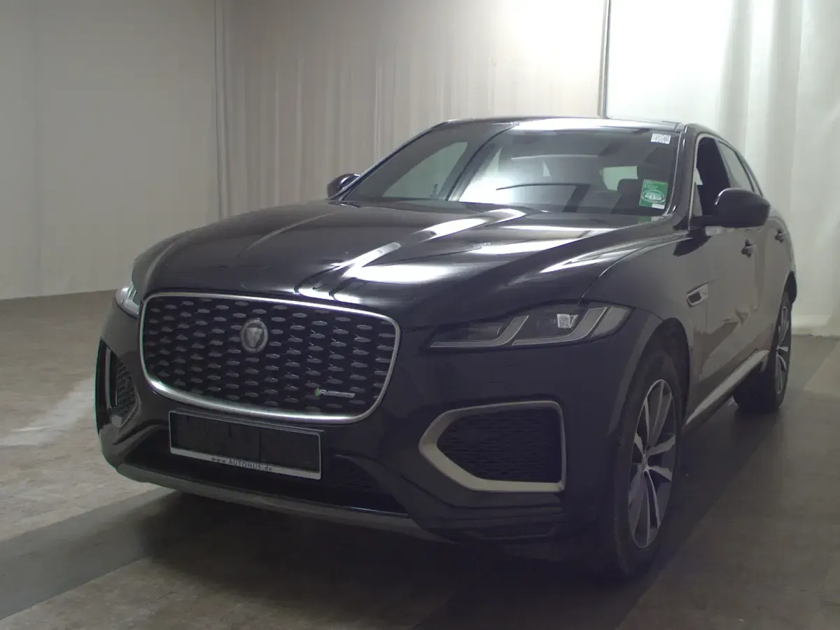 Gebraucht Jaguar F-Pace R-Dynamic 301 PS (221 kW) 2022 Santorini black SUV
