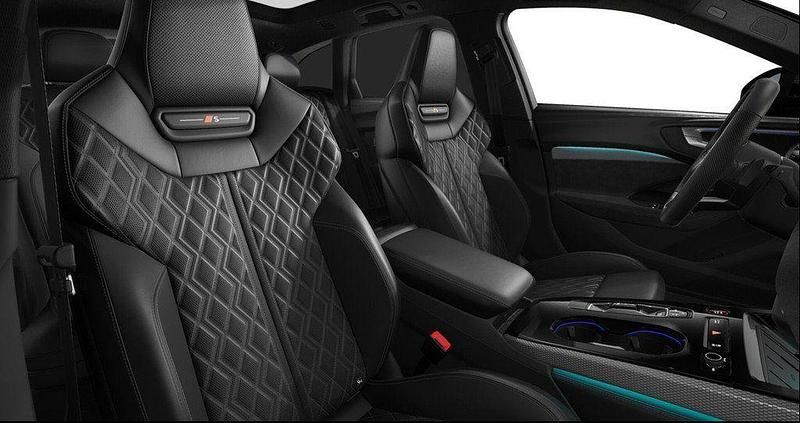 Gebraucht Audi S5 Ambiente 367 PS (269 kW) 2025 Daytonagrau perleffekt Kombi