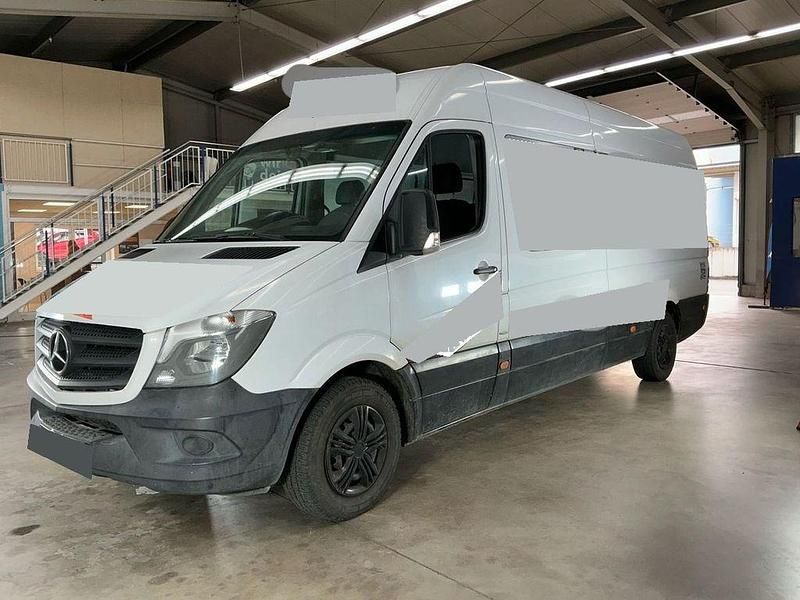 Weiß Gebraucht 2014 Mercedes 316 Van | 20.880 € (Teuer) - Bild 1/4
