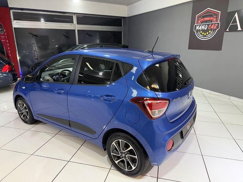 Gebraucht Hyundai i10 Passion 67 PS (49 kW) 2018 Blau Kleinwagen
