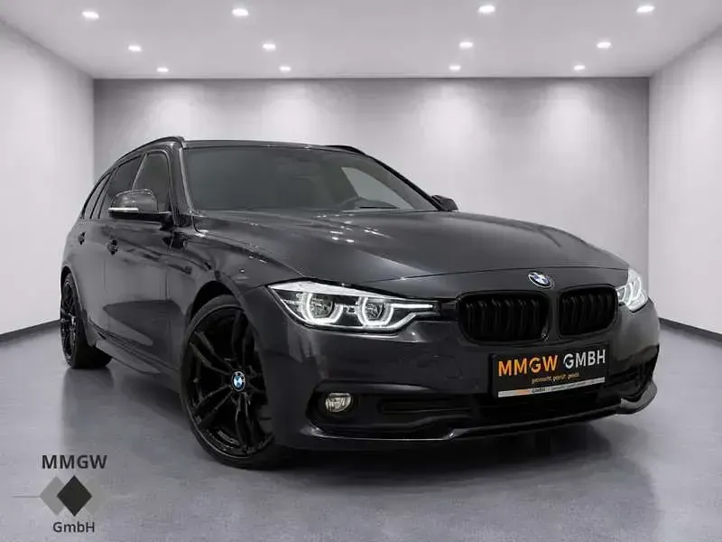 Gebraucht BMW 320 Advantage 176 PS (129 kW) 2016 Braun Kombi