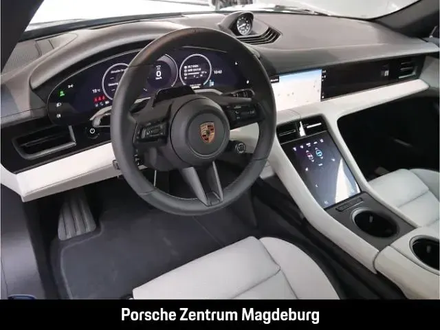 Neu Porsche Taycan 4S Black Edition 439 kW (598 PS) 2026 Schwarz Limousine