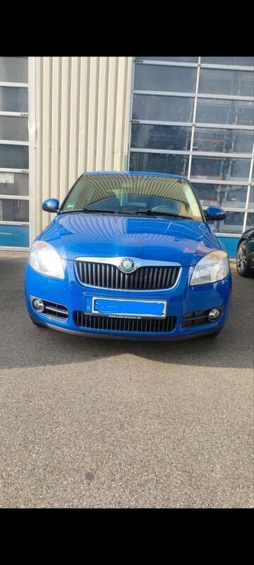 Blau Gebraucht 2009 Skoda Fabia Kleinwagen | 1.500 € (Guter Preis) - Bild 1/4
